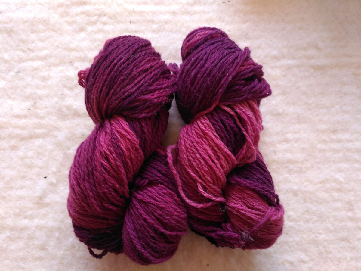 Brun clair un peu rosé - Fil 4 brins - Worsted - Aiguille +- 5,5 -  Coccinelles et compagnie