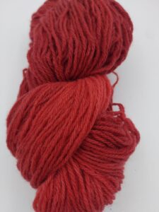 Laine française bio couleur fraise cuite