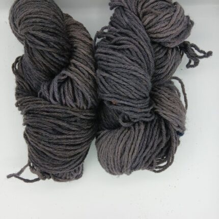 Écheveau Anthracite 2 - 6 brins - bulky - aiguilles +- 7-8