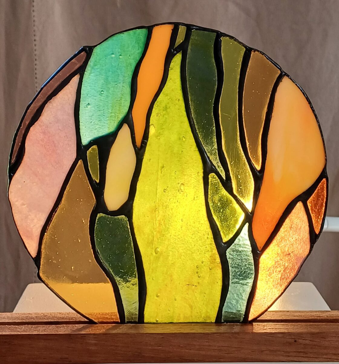 Atelier d'initiation au vitrail Tiffany en Gaume